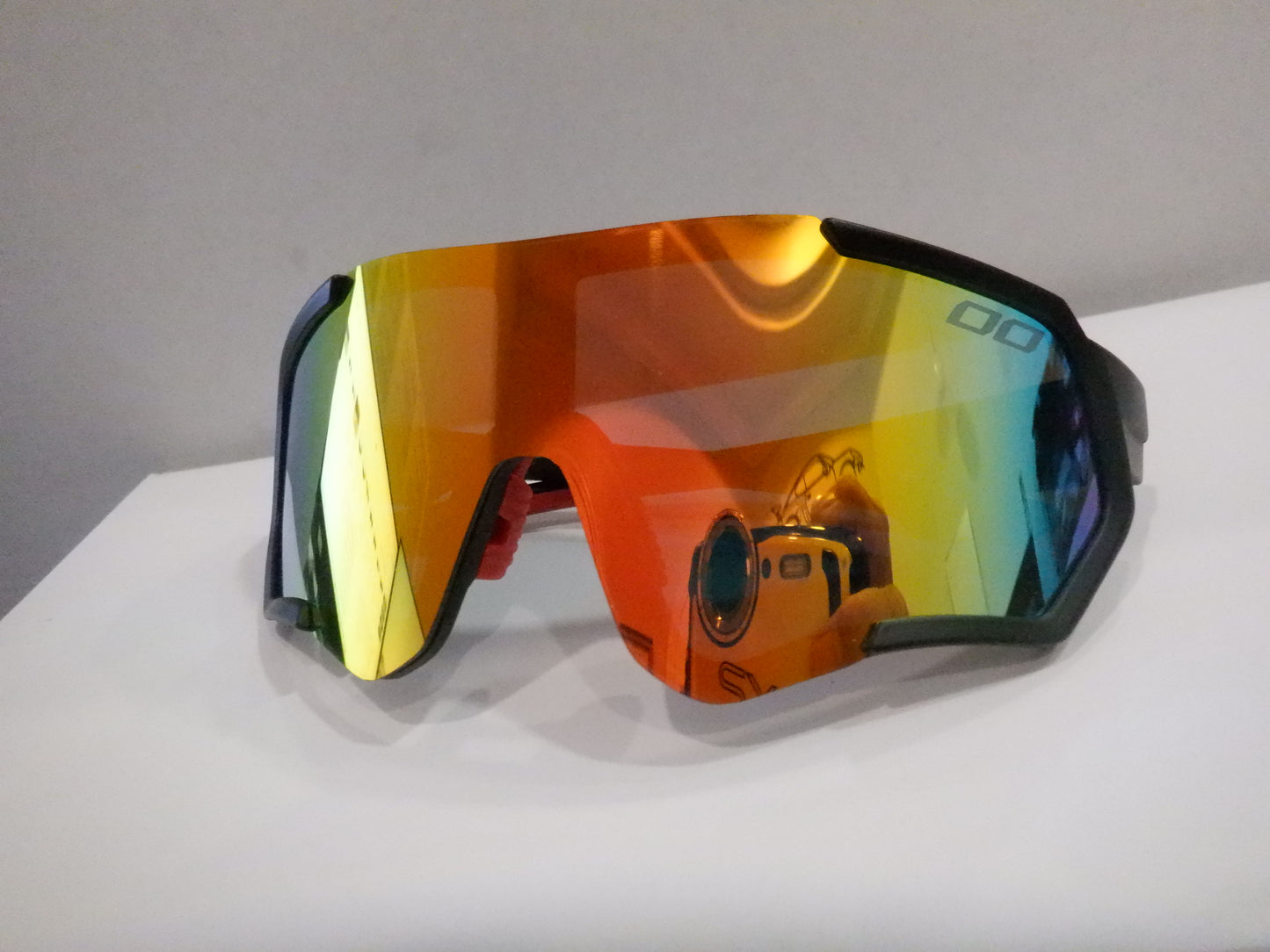 00 Stride Sunglasses