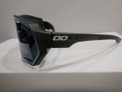 00 Stride Sunglasses